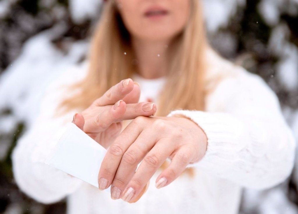 Уход за кожей рук зимой - Сеть клиник АО Семейный доктор (Москва) - Изображение 1